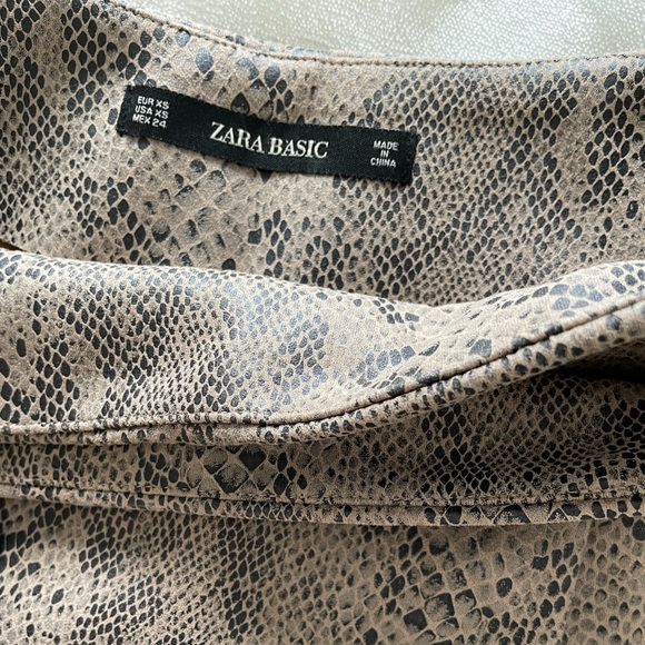 Zara Snakeskin Print Skort - Picture 4 of 5